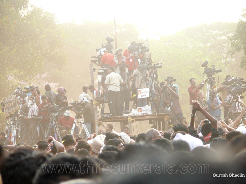 thrissur-pooram-2010 (37)